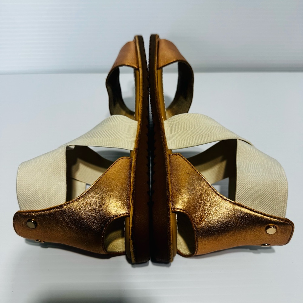 Sorel Ella Metallic Gold and Cream Sandals Size 7 - Picture 9 of 14